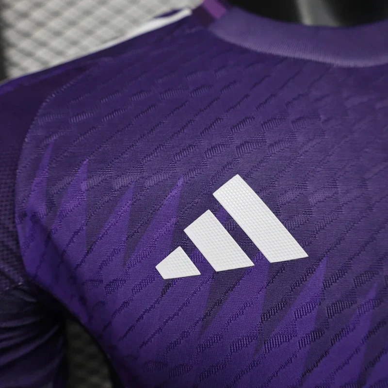 Manchester United "Ultravibe" Limited Jersey - Image 3