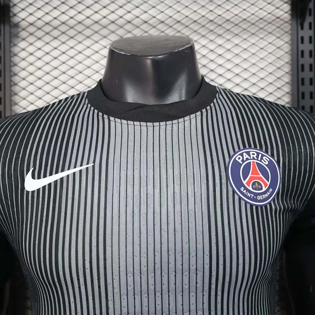 2025/2026 PSG Paris Saint-Germain Goalkeeper Kit - Image 3