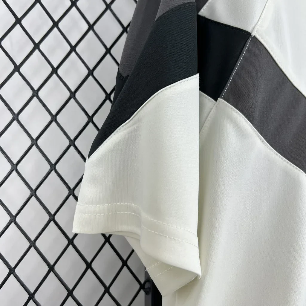 2025/2026 Real Madrid Limited Jersey - Image 5