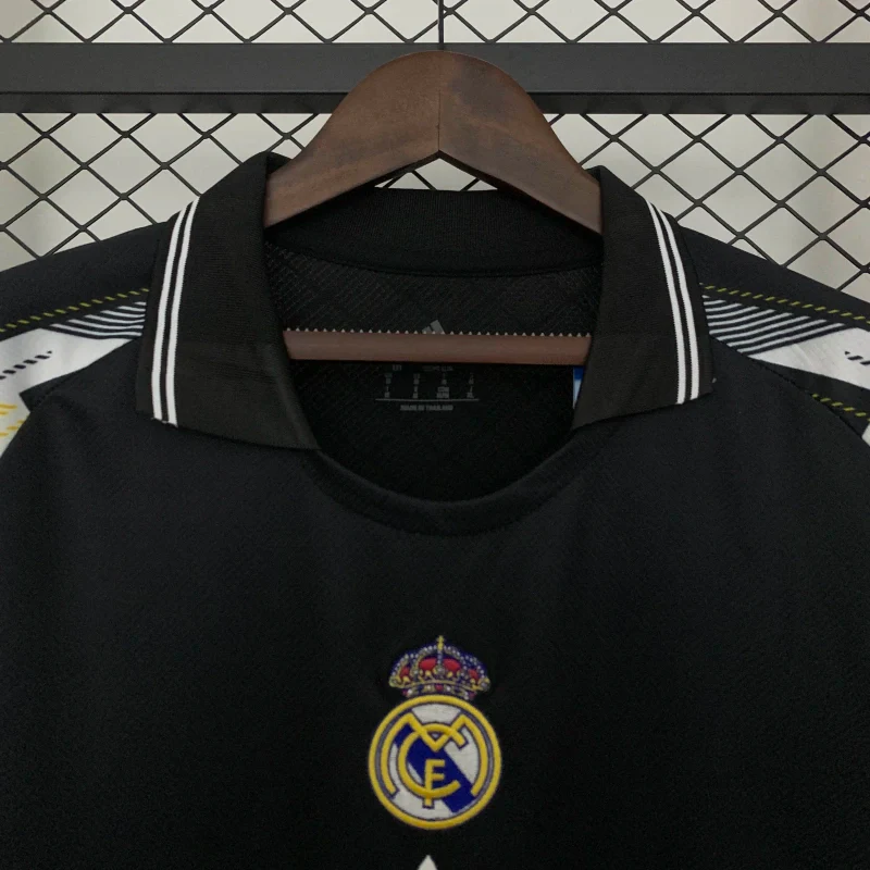 2025/2026 Real Madrid Limited Jersey - Image 3
