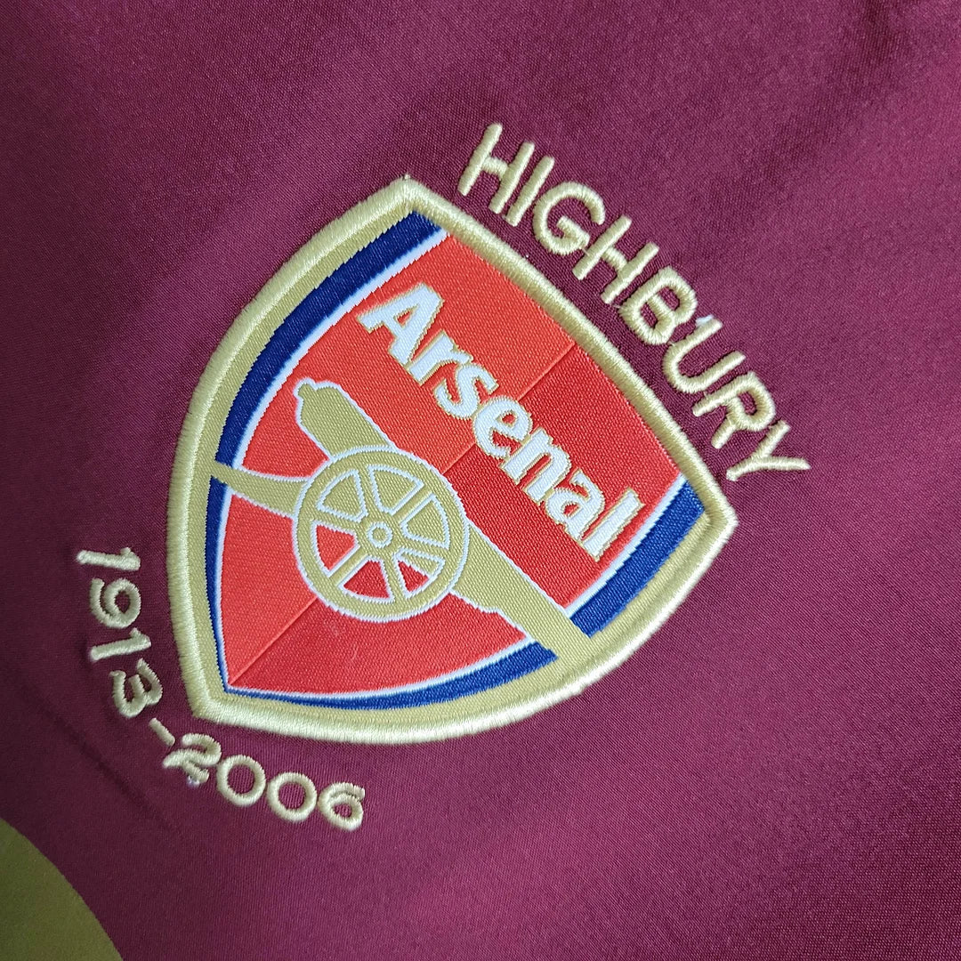 Arsenal Retro 2005-2006 Home Jersey - Image 5