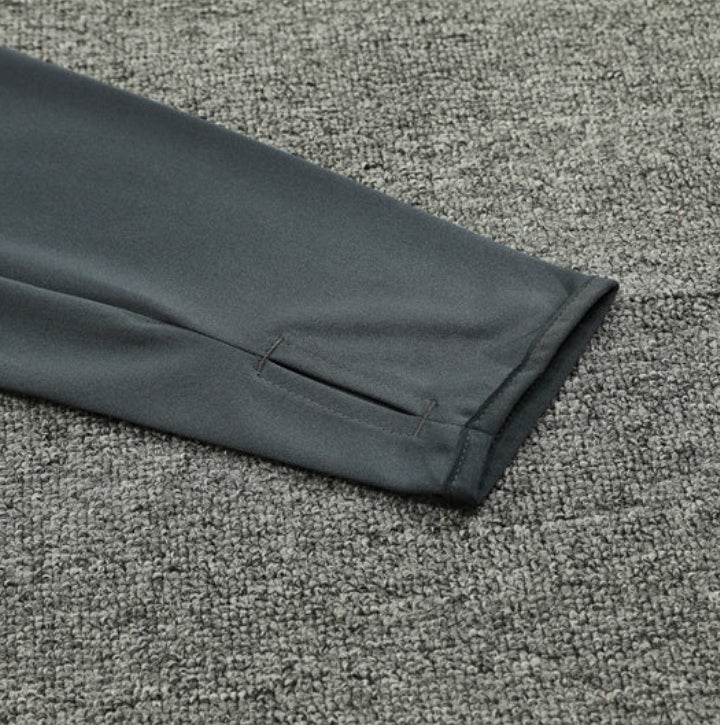 Real Madrid Grey Tracksuit II - Image 4