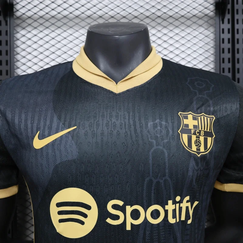 Barcelona "La Noche Dorada" Limited Jersey - Image 3