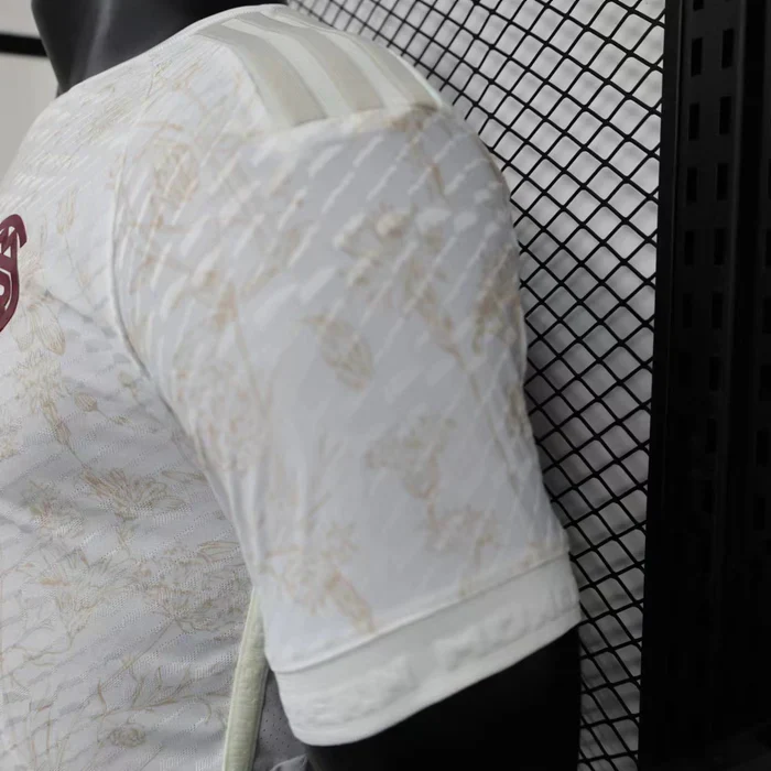 Bayern Munchen 2023/2024 Third Kit - Image 6