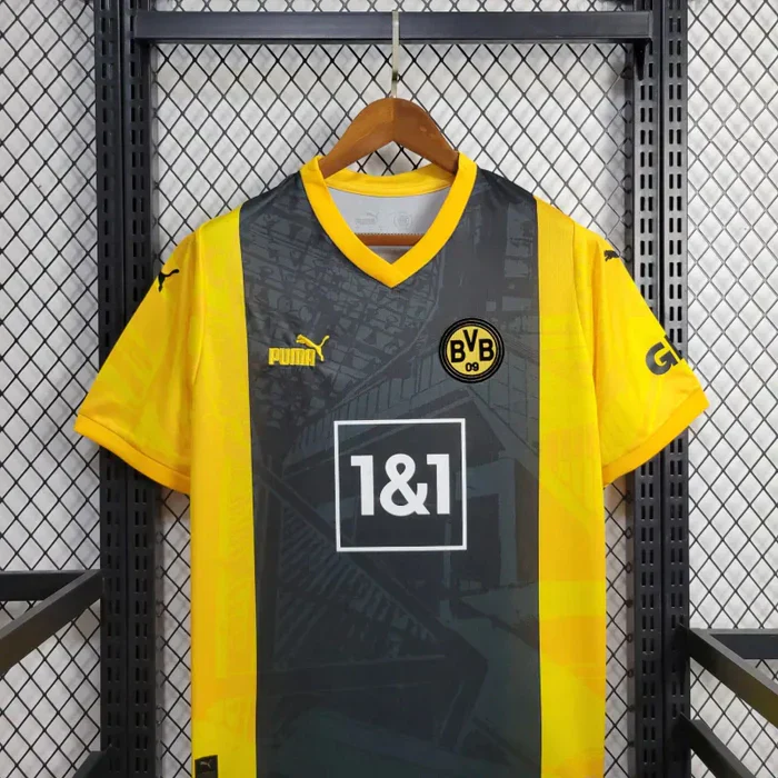 Borussia Dortmund "Royal Crest" Limited Jersey - Image 3