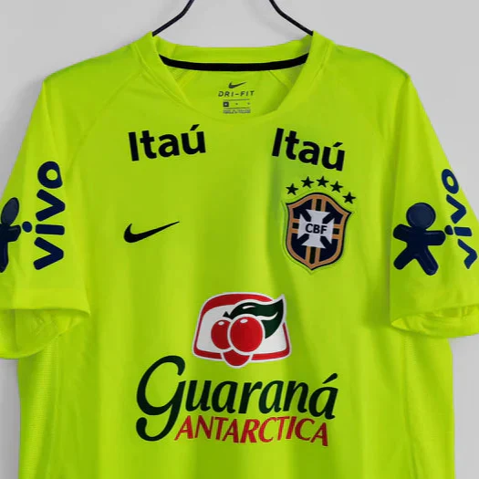 Brazil 2013-2014 Training Kit - Image 3