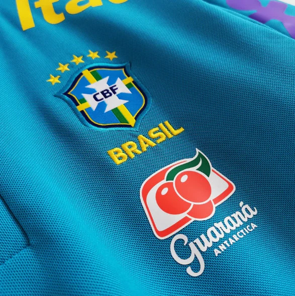 Brazil Retro 2022 Training Kit - Image 4