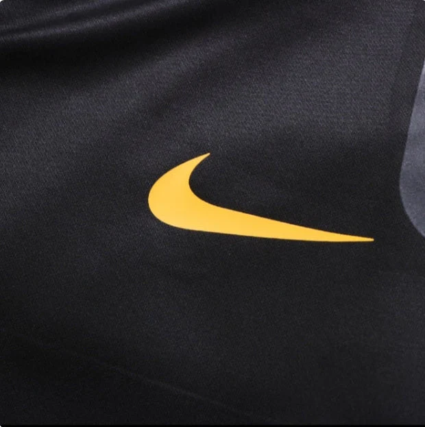 Chelsea Fc Black Tracksuit - Image 3
