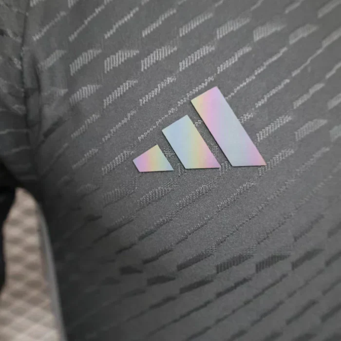 Flamengo 2023/2024 Away Kit - Image 4