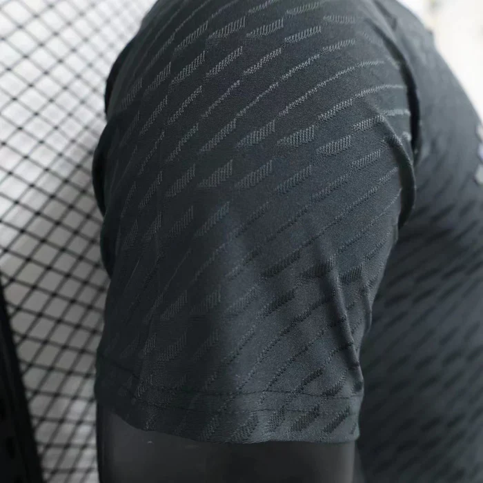Flamengo 2023/2024 Away Kit - Image 6