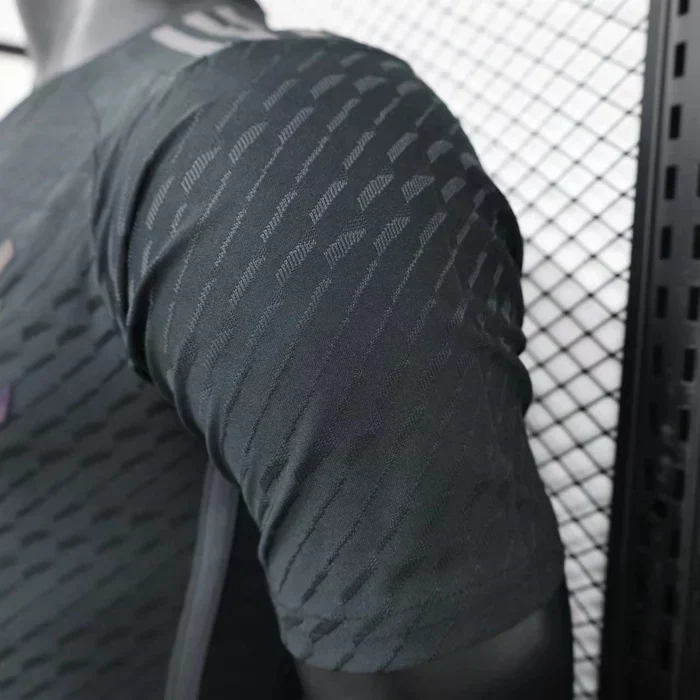Flamengo 2023/2024 Away Kit - Image 7