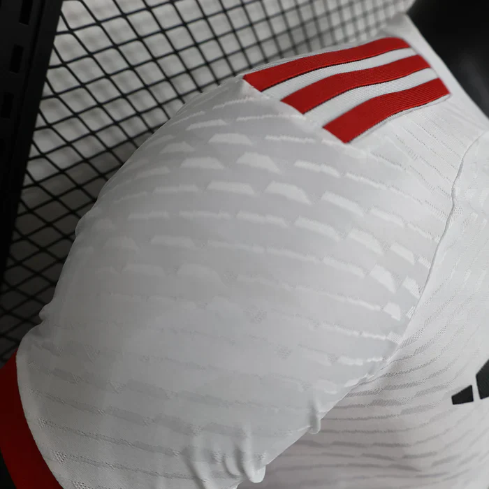 Flamengo 2024/2025 Away Kit - Image 6