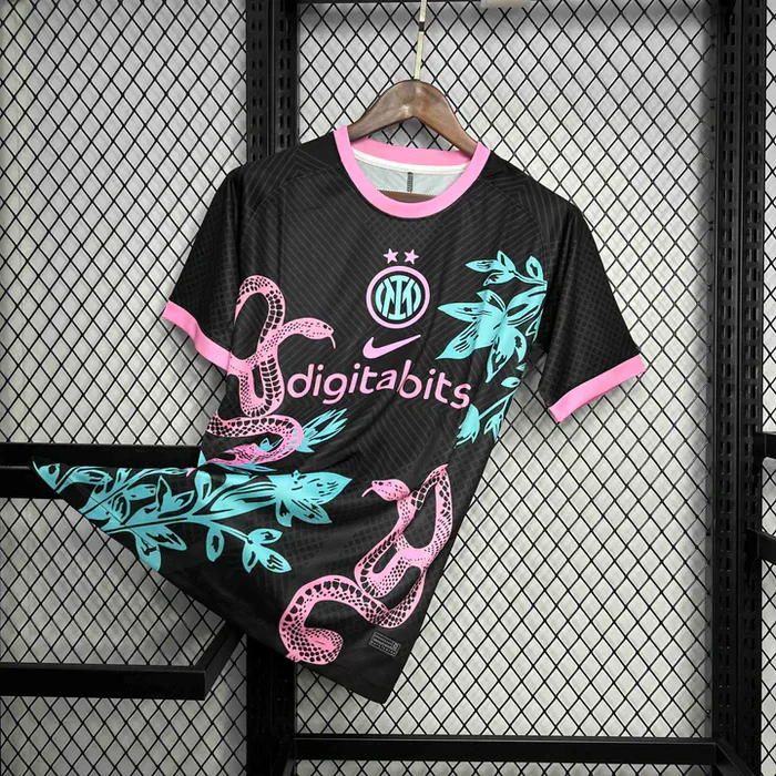 Inter Milan "Serpente Rosa" Limited Jersey - Image 5