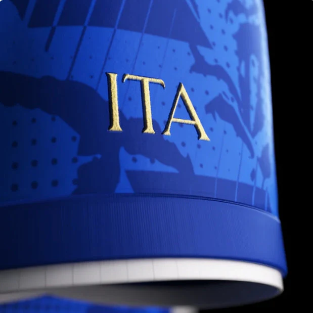 Italy "Gli Azzurri" Limited Jersey - Image 5