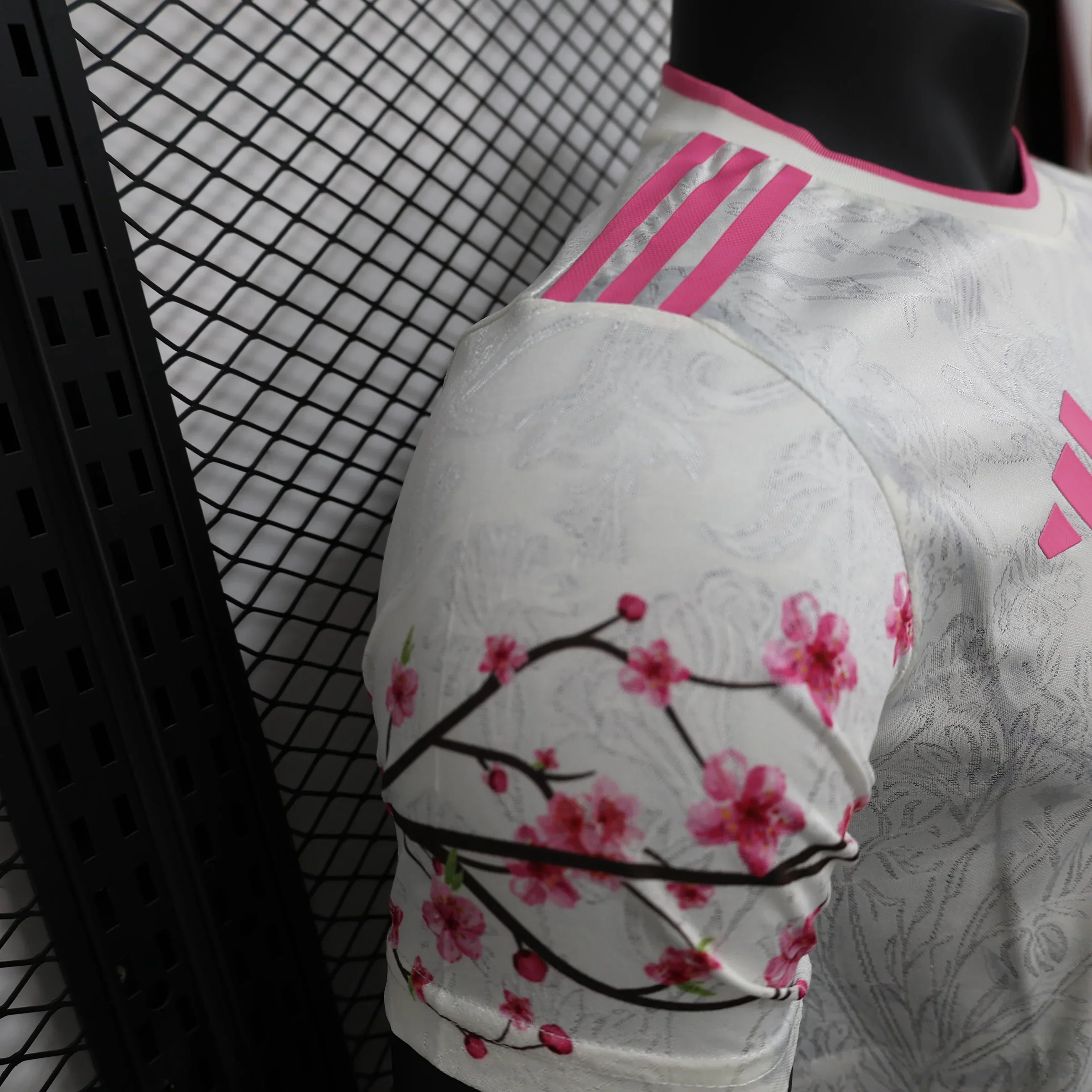 Japan "Yoru no Fukurou" Limited Jersey - Image 4