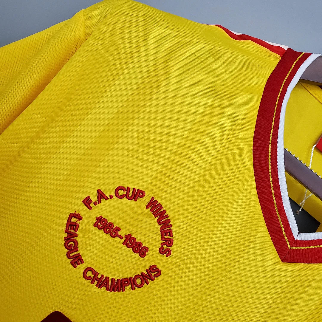 Liverpool Away 1985/1986 FA Cup Winner & League Champs Retro Jersey - Image 4
