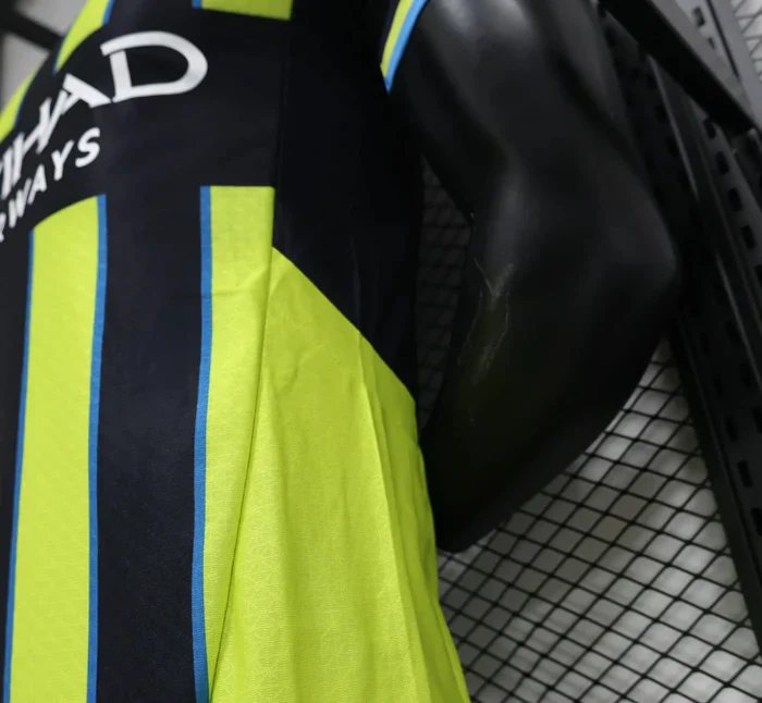Manchester City 2024/2025 Away Kit - Image 8