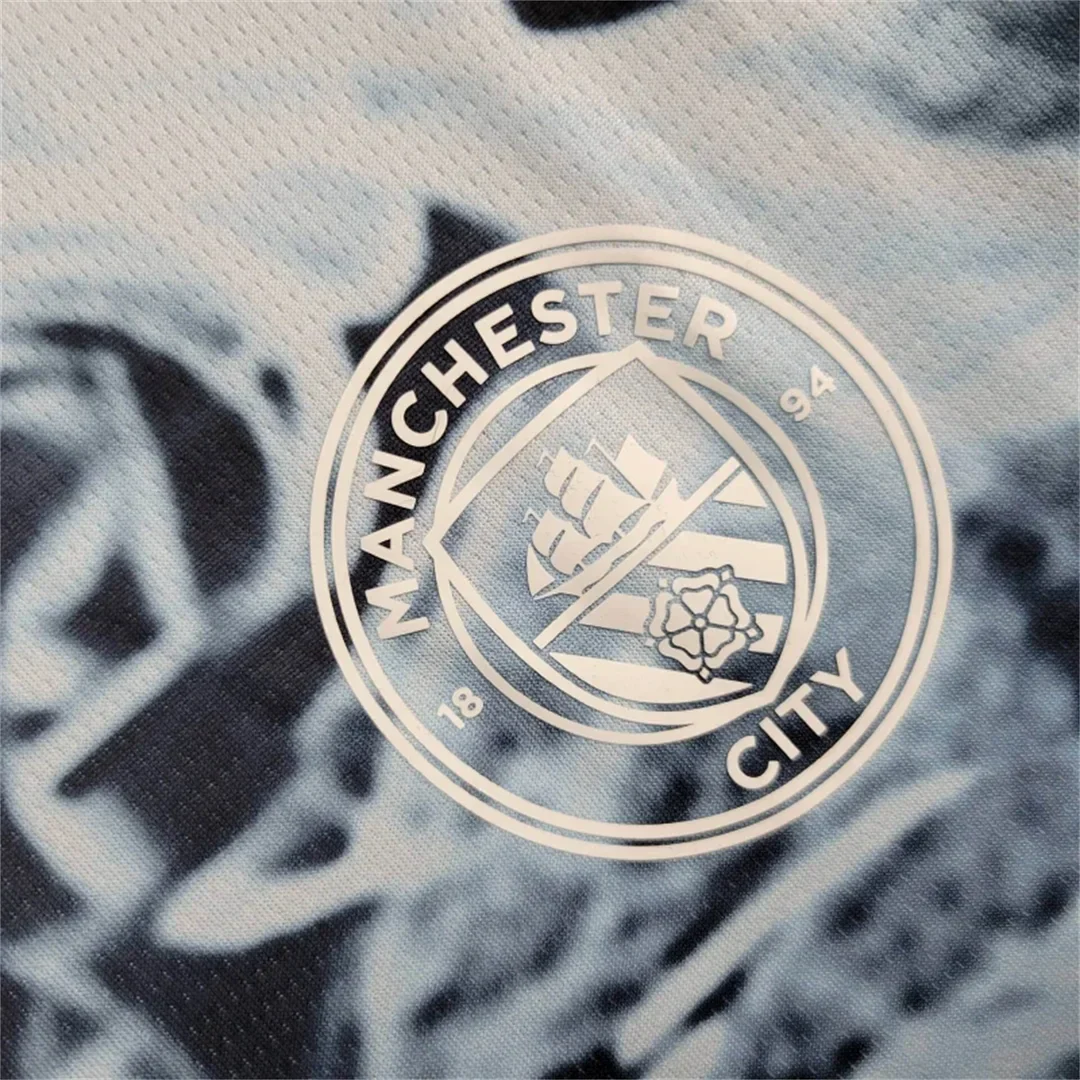 Manchester City 2025/2026 Limited Jersey - Image 5