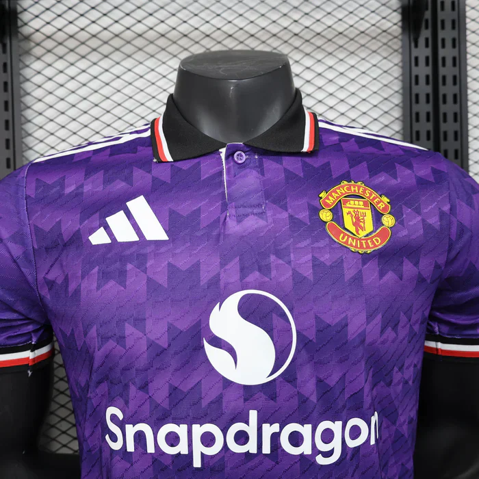 Manchester United "Midnight Essence" Limited Jersey - Image 3
