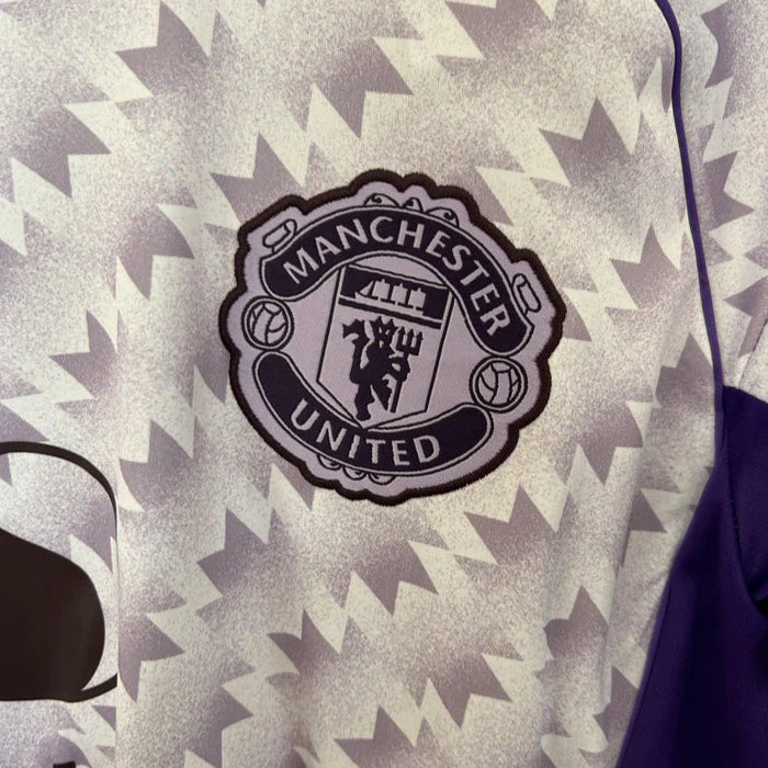 Manchester United "Purple Thunder" Limited Jersey - Image 4