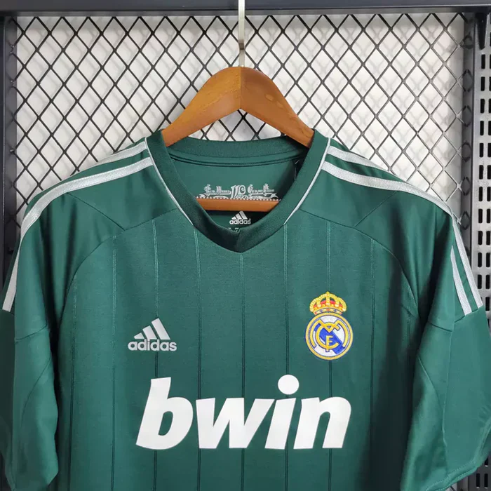 Real Madrid Retro 2012-2013 Third Kit - Image 3