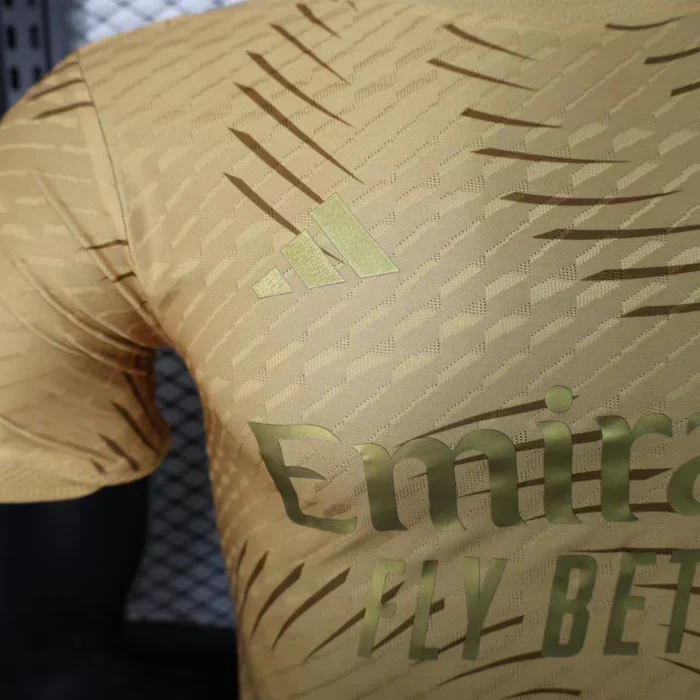 Real Madrid "Golden Whirlwind" Limited Jersey - Image 3