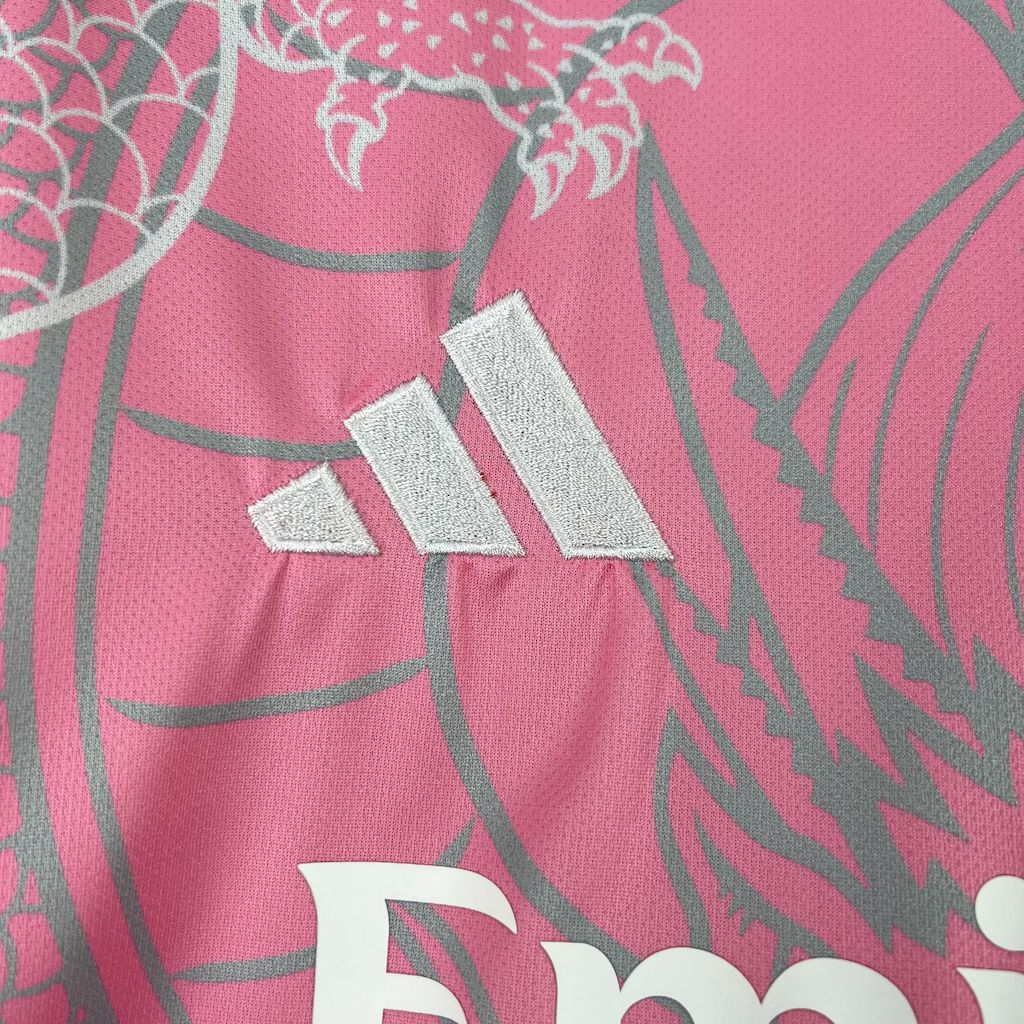 Real Madrid ”Luminara” Limited Jersey - Image 3