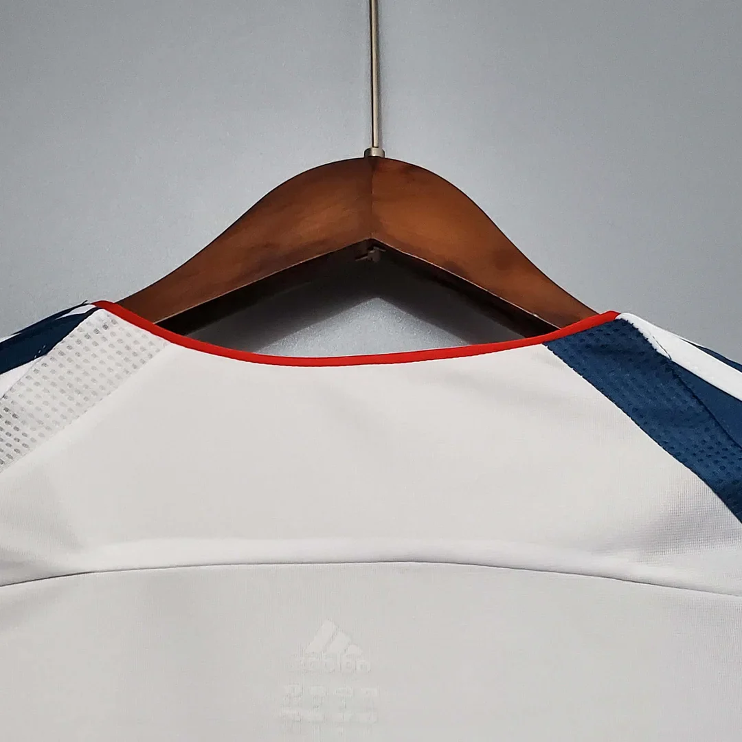 Retro 2006-2007 Liverpool Away Long sleeve - Image 5